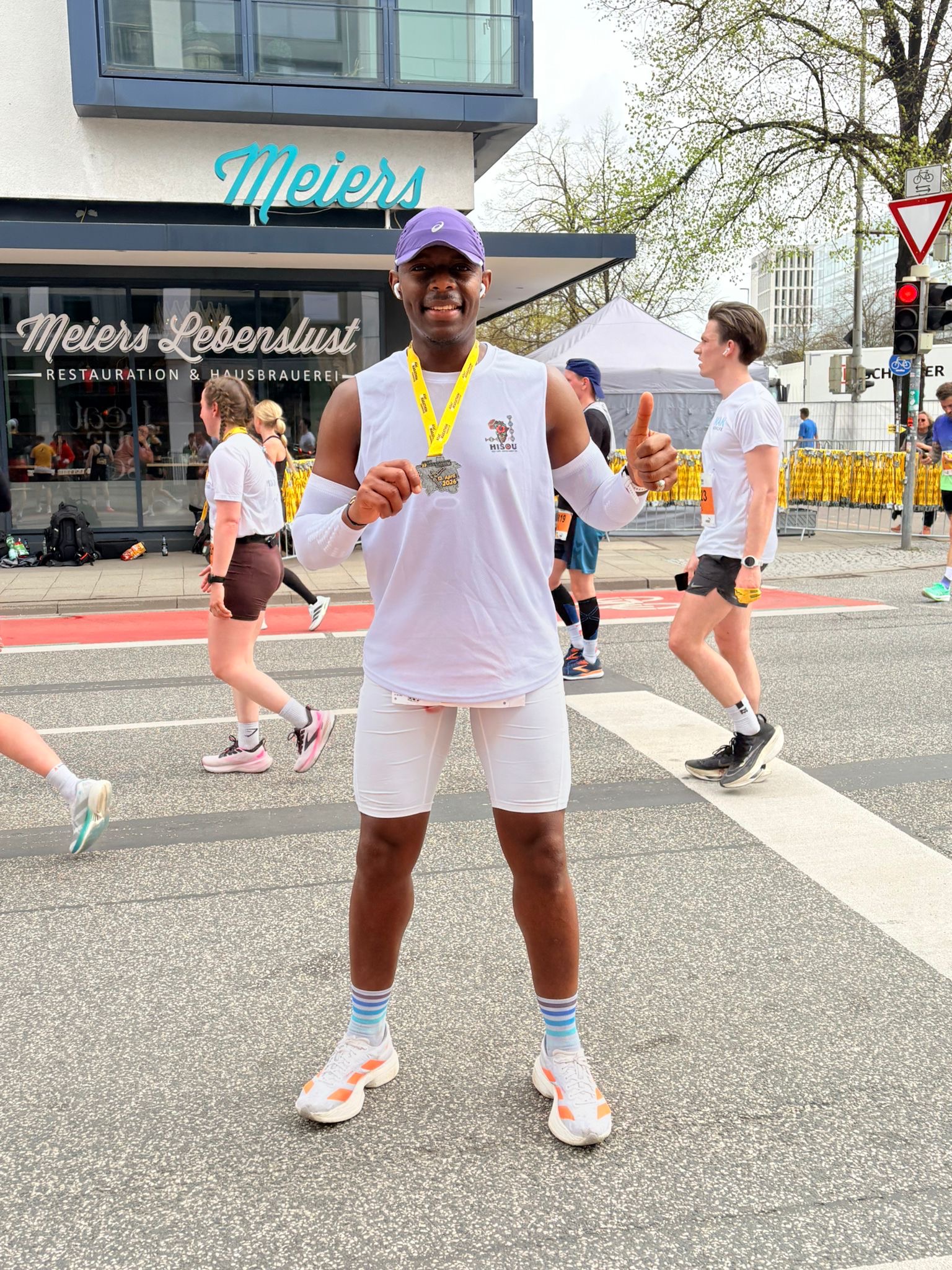 ec947619-d96e-4d52-8bcb-e4445ca4e5d0 Ulrich im Ziel;<br />
Bild: Ulrich Kammogne