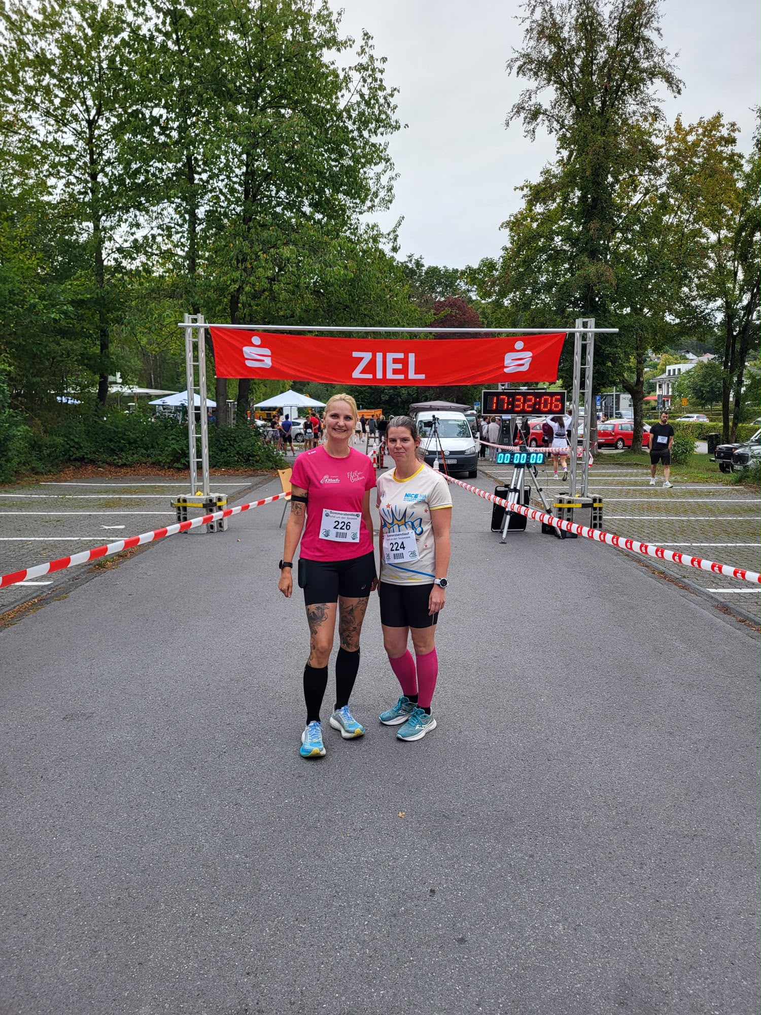 d7e4c2a8-bf21-4572-9cce-c7338fe93eb0 Nina beim Lauf rund um den Sorpesee; Bild: Nina Meyer